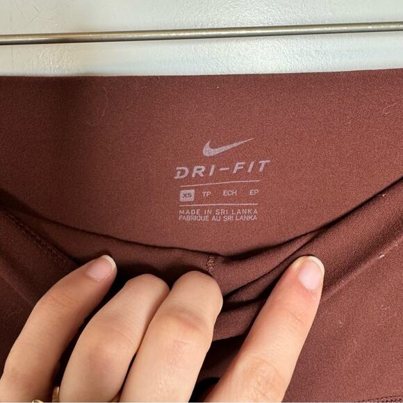 Nike Yoga Lux High Rise 7/8 Leggings Rust Brown Size XS - Picture 3 of 8